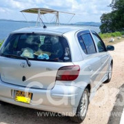 TOYOTA VITZ 2003