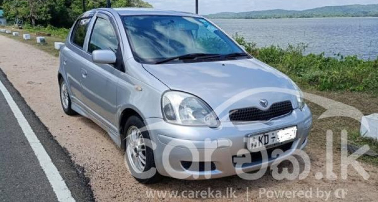 TOYOTA VITZ 2003