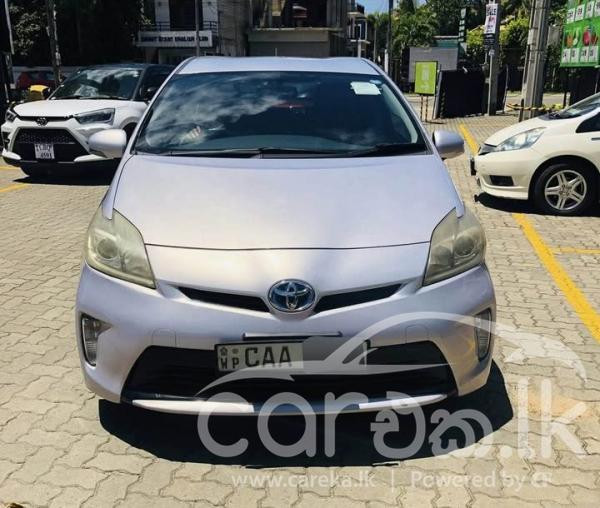 TOYOTA PRIUS 2012