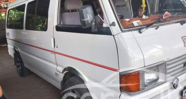 MAZDA BROWNY 1992