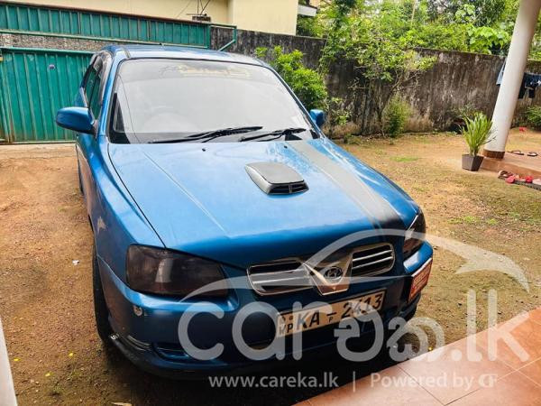HYUNDAI ACCENT 2001