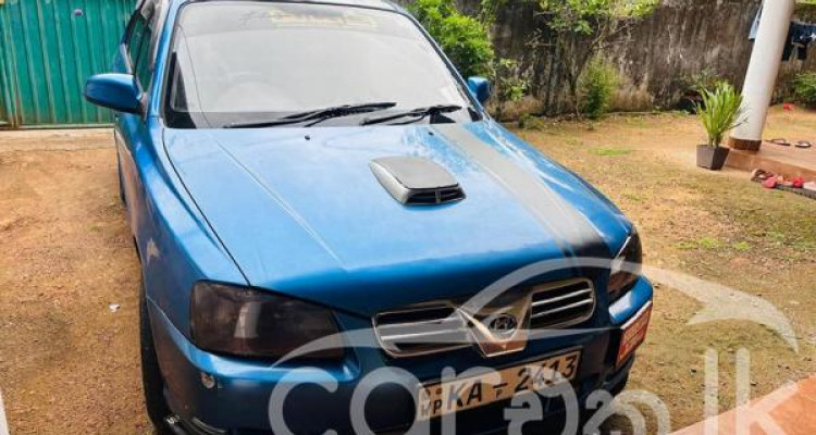 HYUNDAI ACCENT 2001