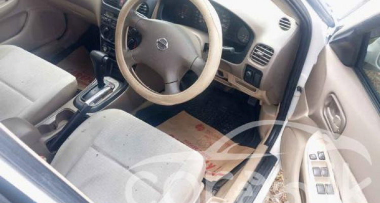 NISSAN SUNNY 2002