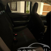 TOYOTA VITZ 2017
