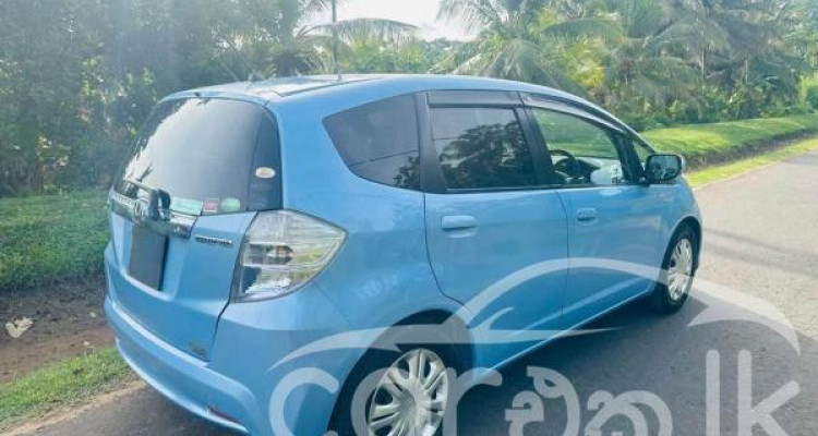 HONDA FIT GP1 2013