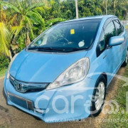 HONDA FIT GP1 2013