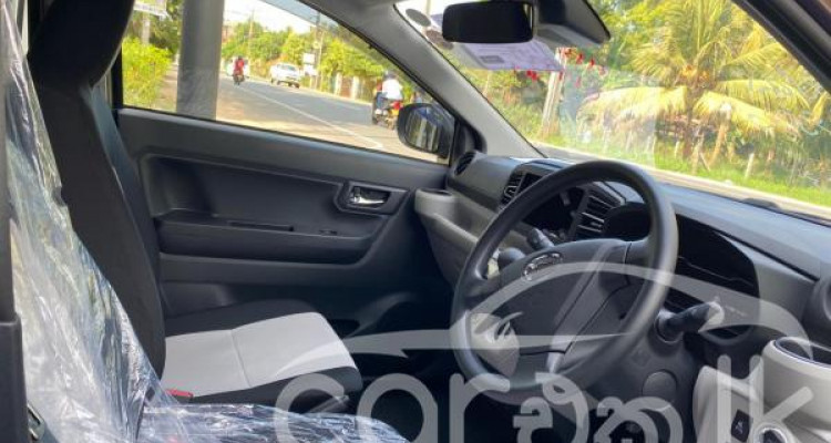 DAIHATSU MIRA 2025