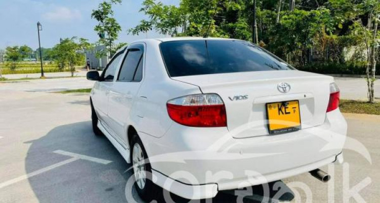 TOYOTA VIOS 2004