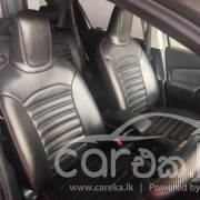 TOYOTA VITZ 2017