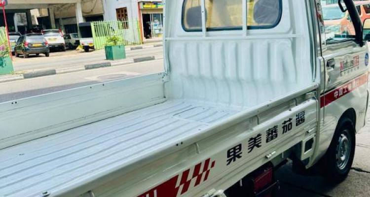 DAIHATSU HIJET 2003