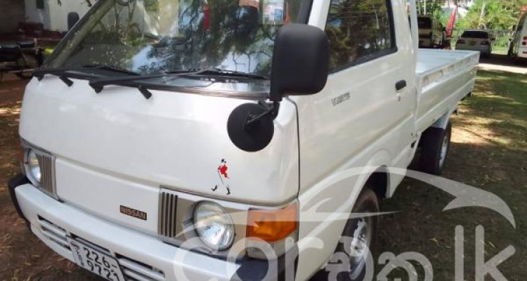 NISSAN VANETTE 1992