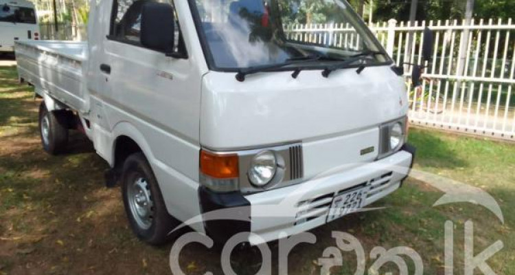 NISSAN VANETTE 1992
