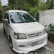 TOYOTA NOAH KR42 2002