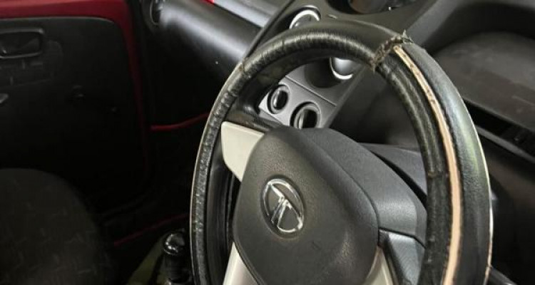 TATA NANO 2015