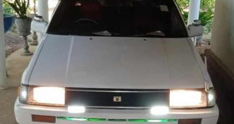 TOYOTA COROLLA 1985
