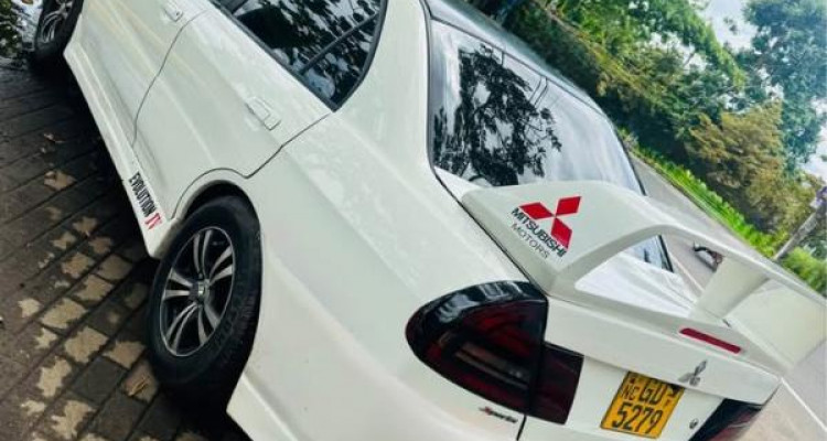 MITSUBISHI LANCER CK2 1999