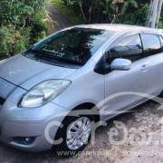 TOYOTA VITZ 2009
