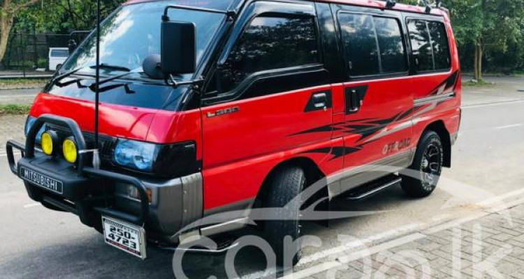 MITSUBISHI DELICA PO5 1995