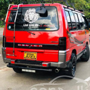 MITSUBISHI DELICA PO5 1995