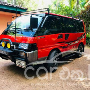 MITSUBISHI DELICA PO5 1995