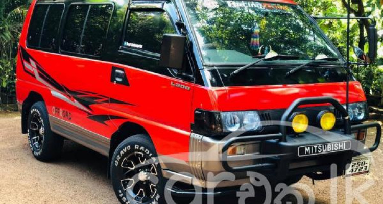 MITSUBISHI DELICA PO5 1995