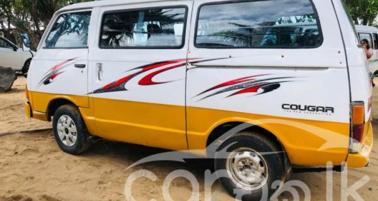 MITSUBISHI DELICA 1984