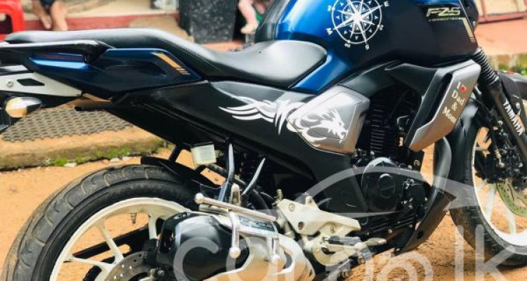 YAMAHA FZ 2019