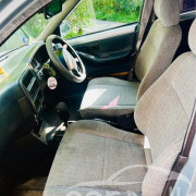 NISSAN WINGROAD 2000