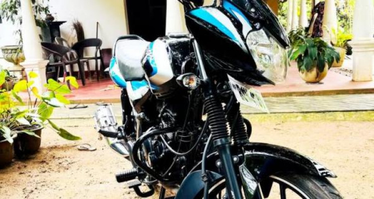 BAJAJ DISCOVER 125 2024