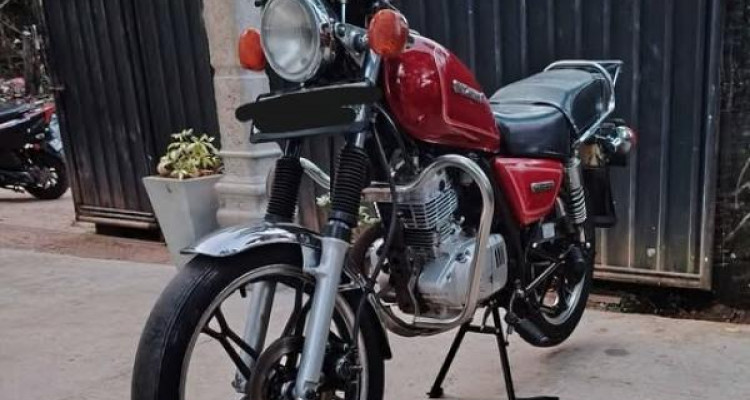 SUZUKI GN125H 2016