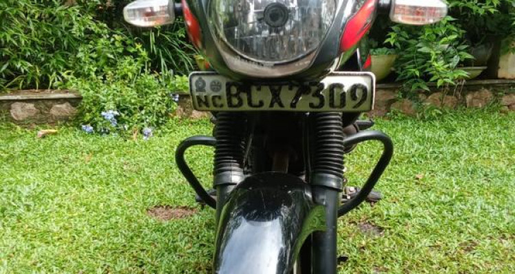 BAJAJ PULSAR 150 2015