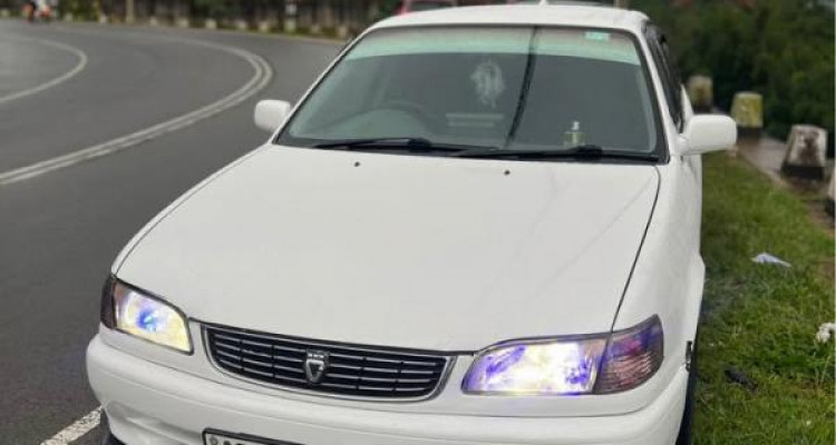 TOYOTA COROLLA AE111 1999