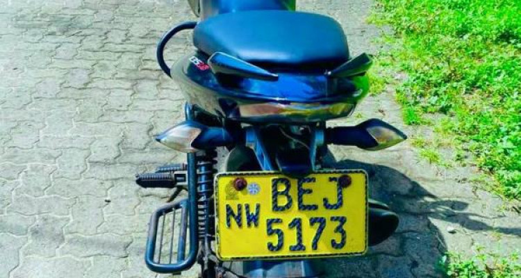 BAJAJ PULSAR 135 2006