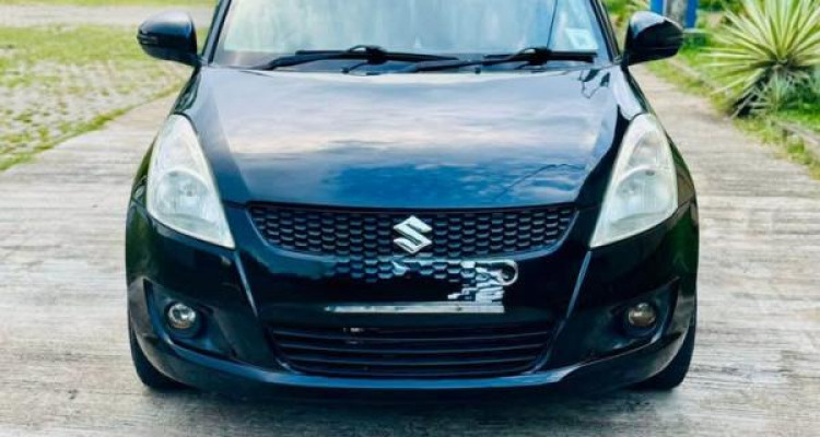SUZUKI SWIFT 2011