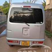 DAIHATSU HIJET 2011