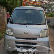 DAIHATSU HIJET 2011