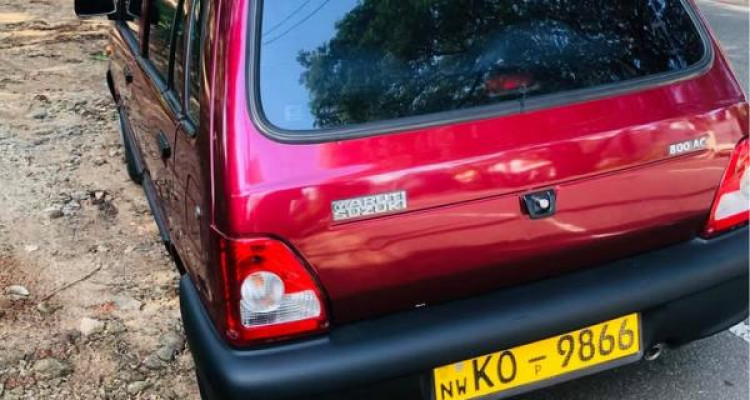 SUZUKI MARUTI 800 2011