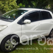 TOYOTA VITZ 2008