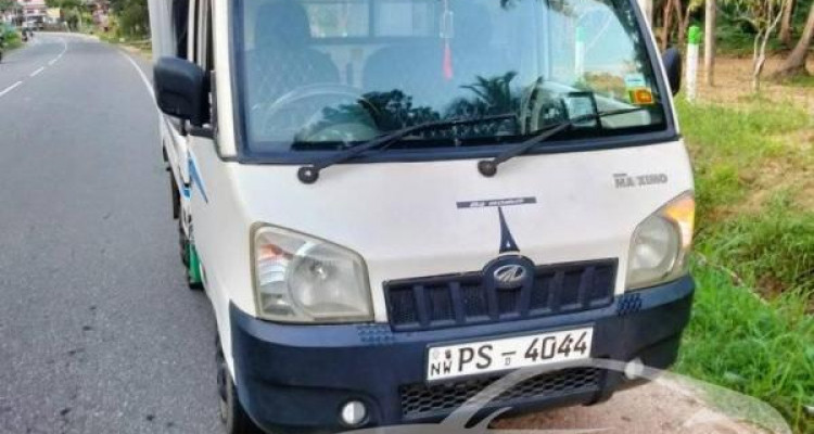 MAHINDRA MAXXIMO 2012