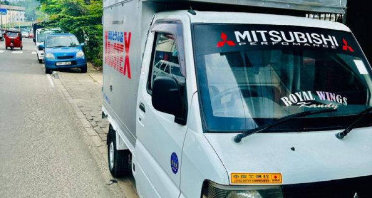 MITSUBISHI MINI TRUCK 2007