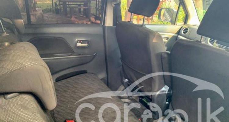 SUZUKI WAGON R FX 2015