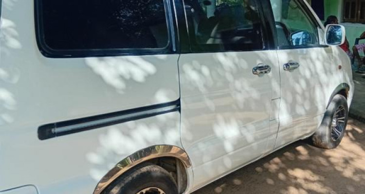 TOYOTA NOAH KR41 1998