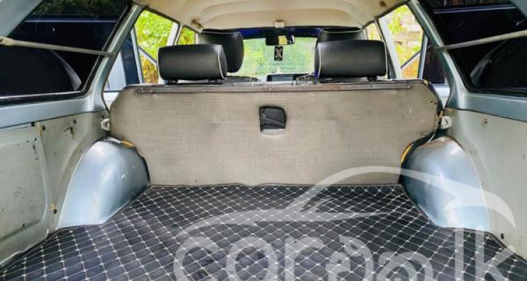 TOYOTA COROLLA DX WAGON 1984