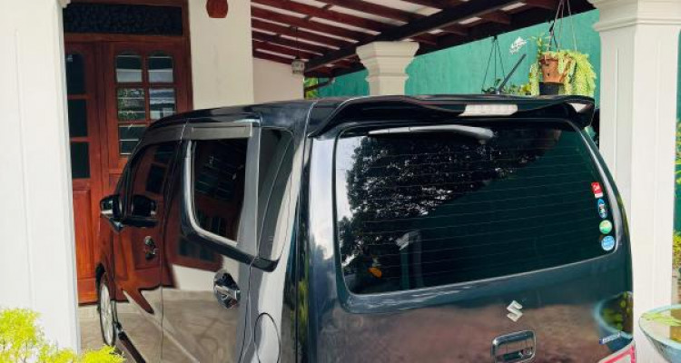 SUZUKI WAGON R FZ 2018