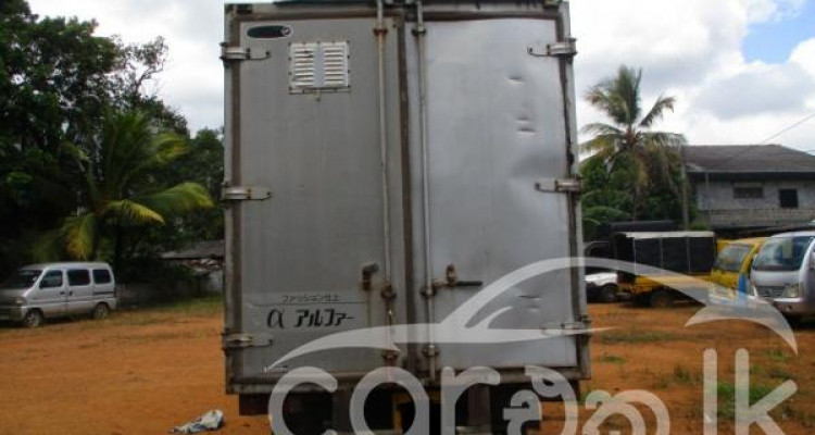 MITSUBISHI CANTER 1999