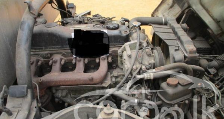 MITSUBISHI CANTER 1999