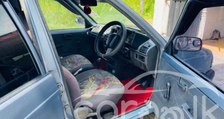 SUZUKI MARUTI 800 2003