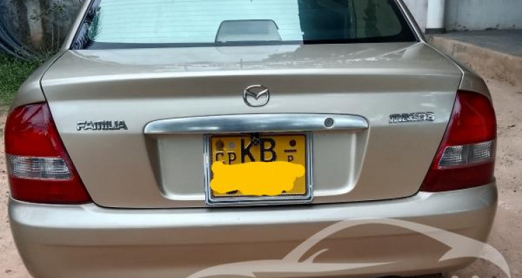 MAZDA FAMILIA BJ5P 2001