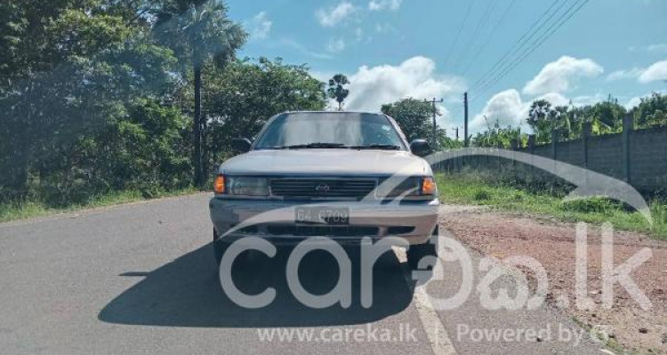 NISSAN SUNNY 1993