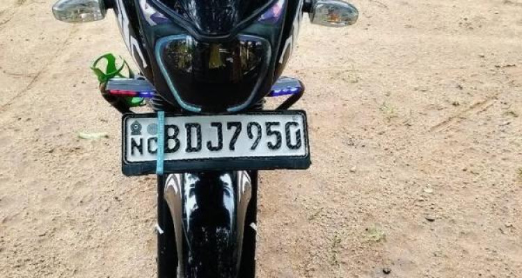 BAJAJ PULSAR 150 2016